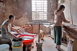 "Xóm bánh tráng"ở Phố núi Pleiku