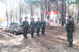 Tháng ba trên thao trường huấn luyện
