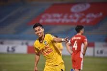 Vũ Văn Thanh: "Lee Nguyễn là cầu thủ nguy hiểm nhất của TPHCM"