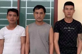 Đak Pơ: Bắt 3 đối tượng xóc đĩa trong quán cà phê