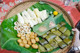 Độc đáo bánh khoai mì ở Mơ Hra