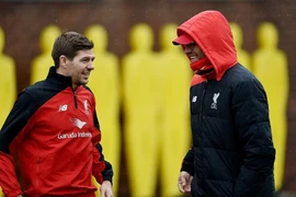 Đã đến lúc Steven Gerrard trở lại Liverpool thay Jurgen Klopp