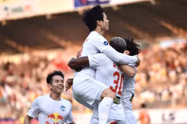 Vòng 3 V.League 2021: Văn Toàn tỏa sáng, Hoàng Anh Gia Lai giành chiến thắng kịch tính