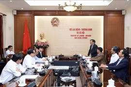 Xem xét hỗ trợ đầu tư, nâng cấp 3 công trình ghi công liệt sĩ tỉnh Kon Tum