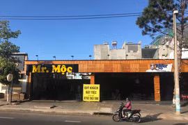 Công an TP. Pleiku điều tra vụ nổ súng trước quán nhậu