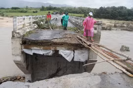 "Điểm nghẽn" từ cầu Đak Pơ Kơ