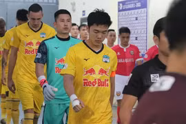 Tranh luận trên sân "tốt hơn cho HAGL"