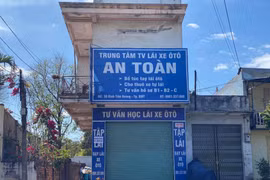 Sẽ xử lý nghiêm sai phạm của trường dạy lái xe liên kết với văn phòng "chui"