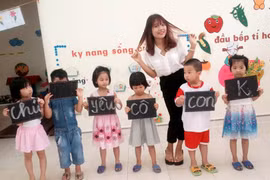 Ước mơ vụn vỡ dưới gầm xe: Thiếu nữ mất 2 chân chưa kịp làm cô giáo