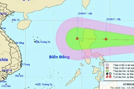 Miền Trung chuẩn bị hứng bão số 11, diễn biến rất nguy hiểm