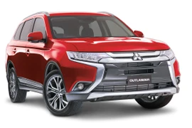 Ô tô Mitsubishi xịn nhất giảm giá 214 triệu đồng