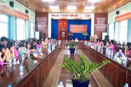 Tọa đàm kỷ niệm 87 năm ngày thành lập Hội LHPN Việt Nam và gặp mặt nữ tham gia cấp ủy HĐND huyện