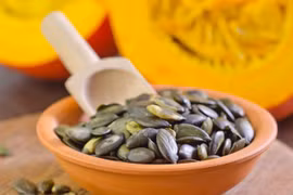 Ngủ ngon nhờ hạt bí đỏ