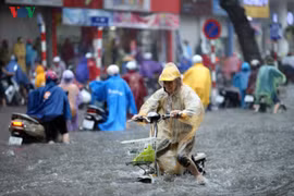 Áp thấp nhiệt đới ở biên giới Việt - Lào, gió giật cấp 8