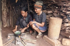 "Cô tiên" giữa làng phong