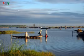 Ngắm cố đô Huế đẹp quyến rũ trong mùa thu