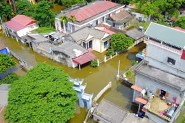 Toàn cảnh vụ "vỡ đê có kế hoạch" ở Chương Mỹ, Hà Nội