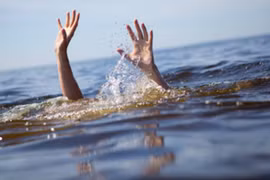 Rủ nhau đi câu cá ở sông Cà Lồ, 5 nam sinh chết đuối thương tâm