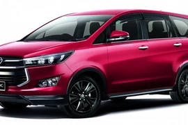 Toyota Innova 2.0X có giá 712 triệu đồng