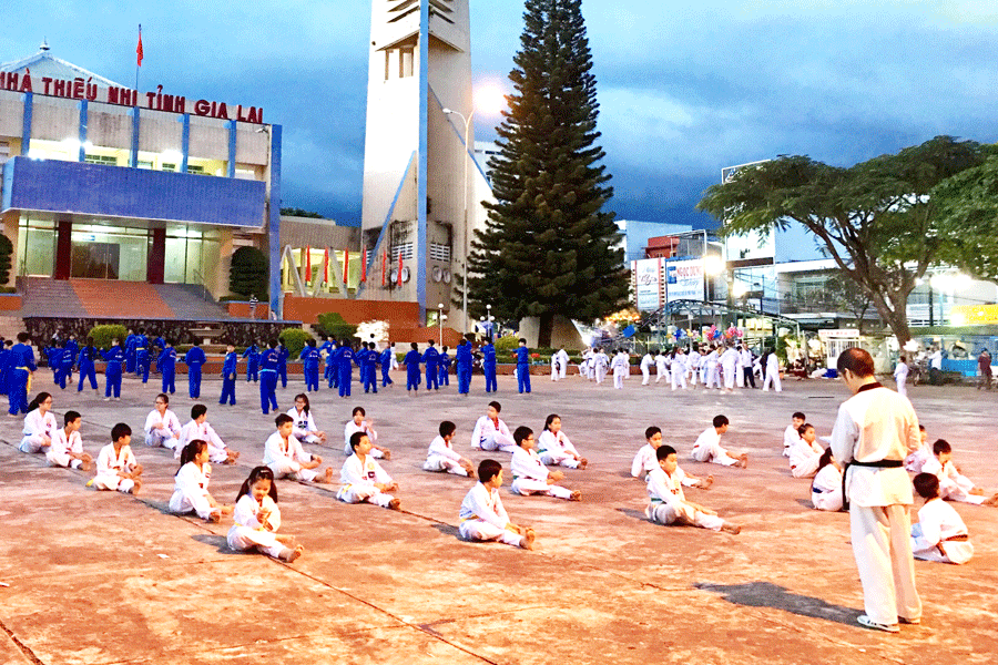 "Mong con phát triển toàn diện"