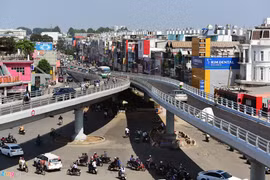 Thông xe cầu vượt chữ Y ở ngã 6 Gò Vấp