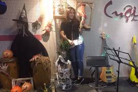 Trào lưu Halloween thu hút người dân Phố núi