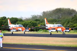 Nhật tặng Philippines 5 máy bay để bảo vệ biển đảo