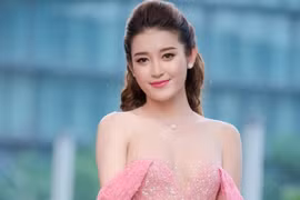 Á hậu Huyền My hội ngộ Kỳ Duyên trước giờ đi thi Miss Grand International 2017