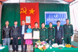 Lữ đoàn 273 (Quân đoàn 3): Trao Nhà tình nghĩa