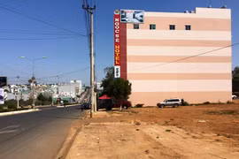 Bán nhà đối diện chợ mới Phù Đổng