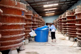 Phú Quốc, trăm năm nước mắm