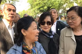 Cây cà rem, chiếc mũ nan và cây chuối tiêu