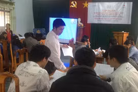 Tập huấn xây dựng trường học an toàn trước thiên tai và biến đổi khí hậu