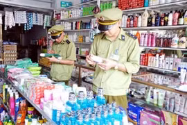 Gia Lai: Thu hồi 2 lô mỹ phẩm không đạt chất lượng