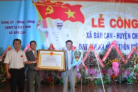 Xã Bàu Cạn đạt chuẩn nông thôn mới