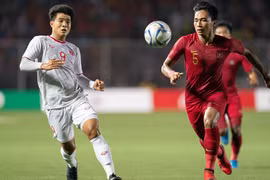 HLV Lê Huỳnh Đức cảnh báo: "Cố đá, Đức Chinh sẽ nguy hiểm tính mạng"