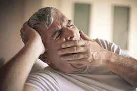 Hay buồn ngủ vào ban ngày là mắc bệnh gì?