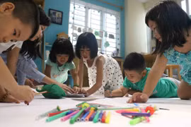 Giúp con tự học mùa dịch COVID-19