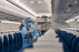 Pháo đài và bàn tay nhà nước