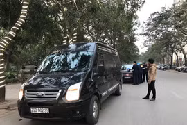 KHẨN: Dừng hoạt động xe hợp đồng, xe du lịch đến Hà Nội và TP HCM để chặn dịch Covid-19