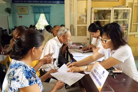 Người trên 80 tuổi được trả lương hưu tại nhà