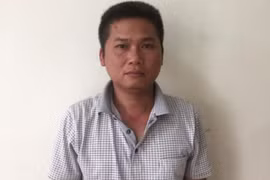 Con rể mượn nhà bố vợ mở sới bạc cho 15 người "sát phạt" nhau