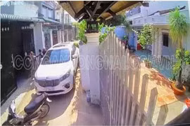 Vợ giám đốc lập mưu "bắt cóc" tình địch trẻ giữa đường để đưa về làm nhục