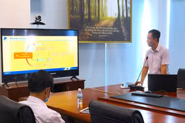 Gia Lai: Tập huấn trực tuyến về công tác dạy học qua internet và trên truyền hình