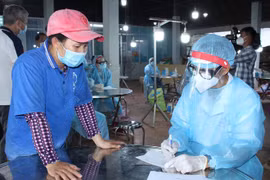 Bình Định: 5 người trong 1 gia đình ở Bồng Sơn nhiễm Covid-19