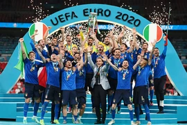 Chung kết Euro 2020: Italia xưng vương kịch tính