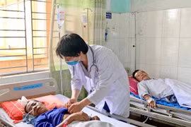 Nâng cao chất lượng điều trị tại chỗ, hạn chế chuyển tuyến