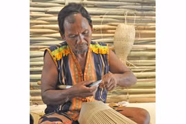 Con dao nhỏ, gia sản lớn