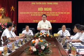 Gắn sáng tác với thực tiễn đổi mới sáng tạo của đất nước