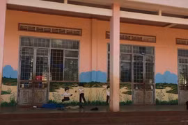 Loan tin thất thiệt vụ thiếu nữ tử vong ở trường để tăng tương tác Facebook